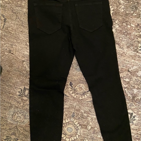 NWT Old Navy Rockstar Black Super Skinny Jeans - 8 petite - Picture 6 of 7